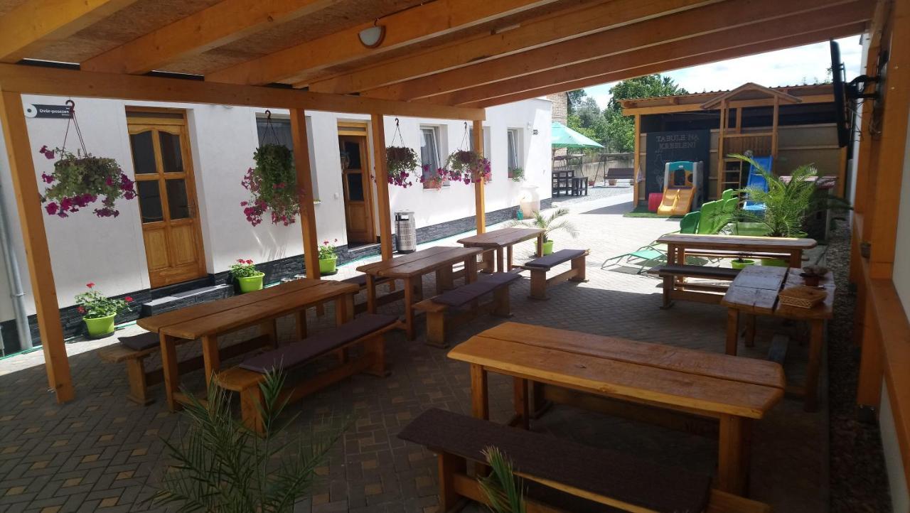 Penzion Klimes Hustopeče Exterior foto